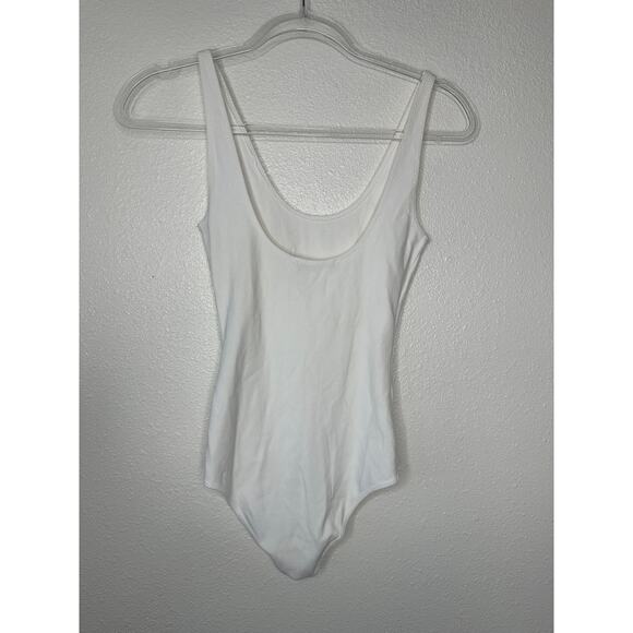 Wilfred Free White U-Neck Bodysuit XS Aritzia Minimalist Thin Stretch - Picture 7 of 12